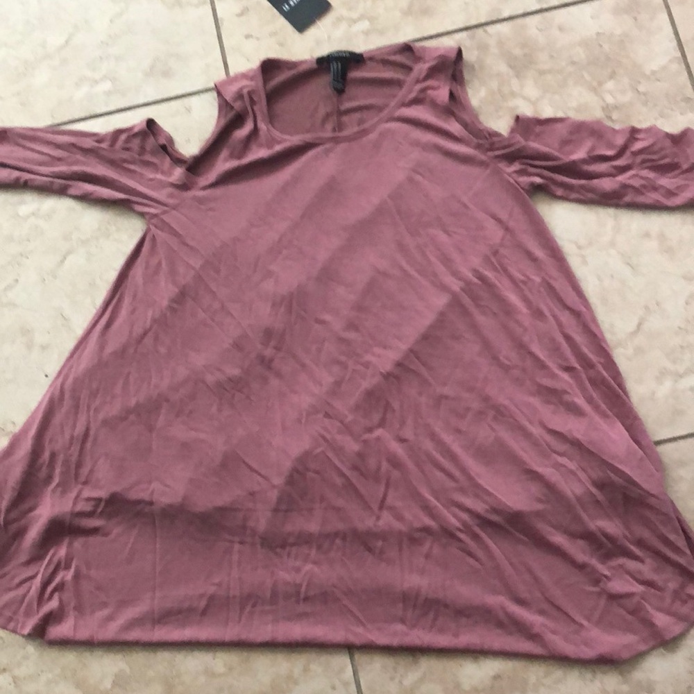 Forever 21 Size M off shoulder top (mauve)